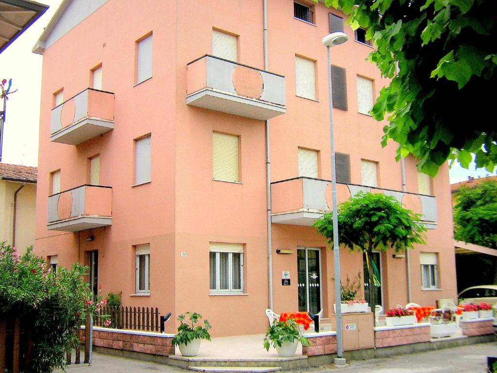 Hotel Ivette Rimini Exterior photo